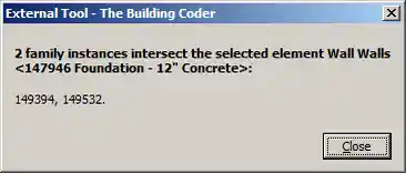 Columns intersecting straight wall